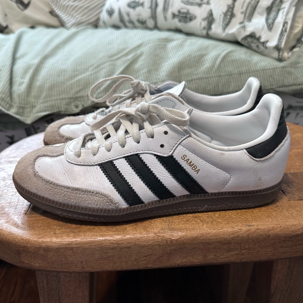 Adidas kids Sambas - Picture 2 of 5